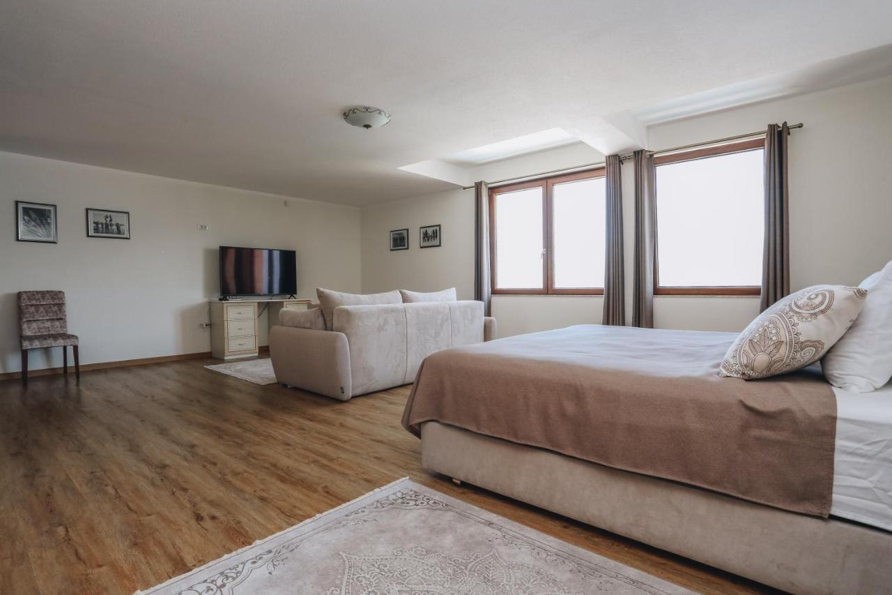 Villa Semiramis Tivat Kültér fotó