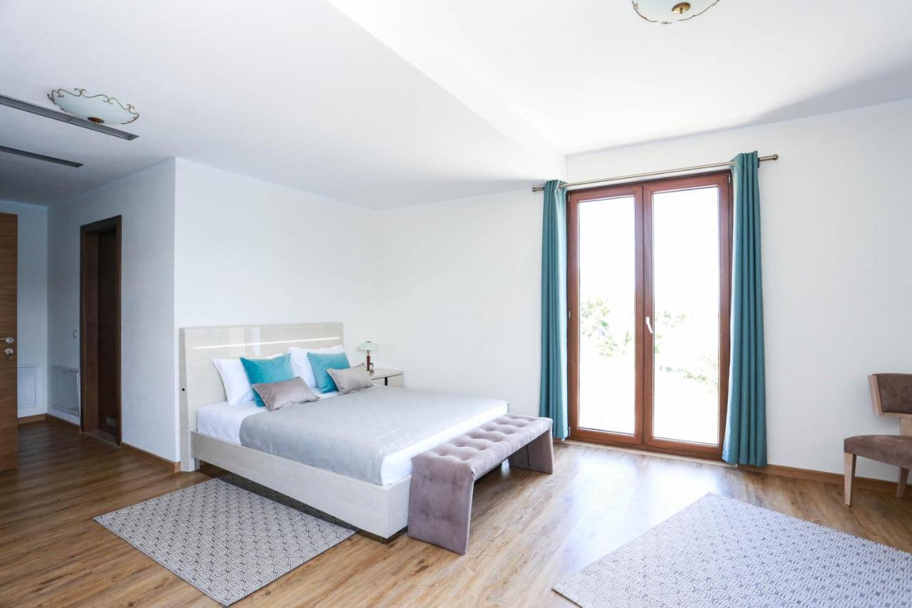 Villa Semiramis Tivat Kültér fotó